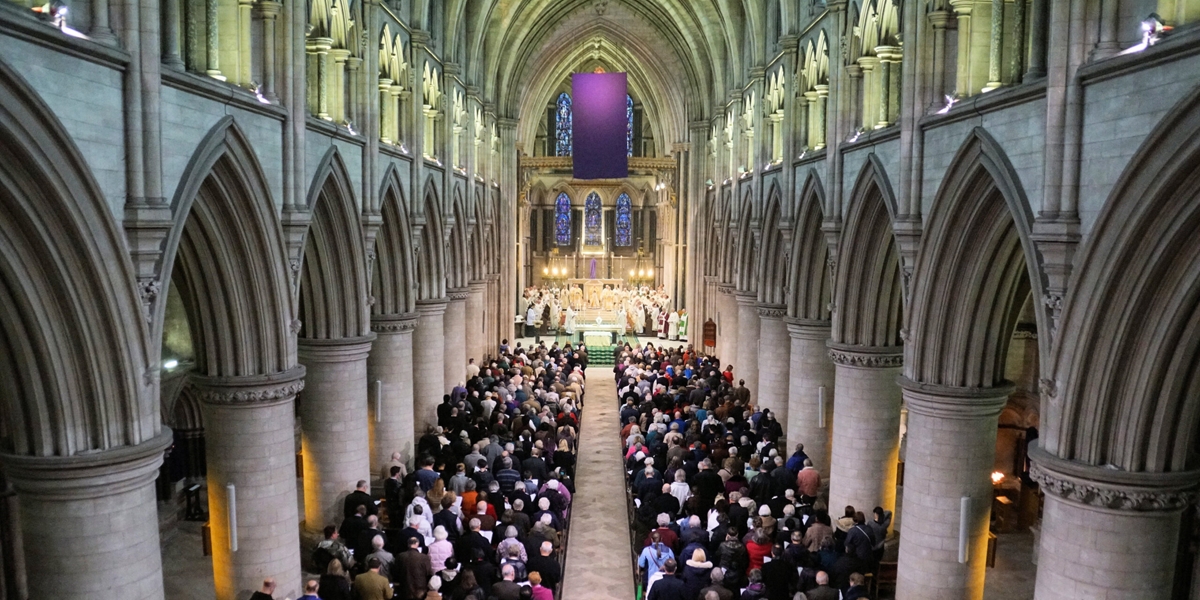  The Cathedral of St John the Baptist Full Service